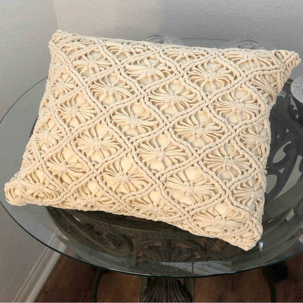 CELERIE by Celerie Kemble 15” by 12” Crochet Pillow cream great shape